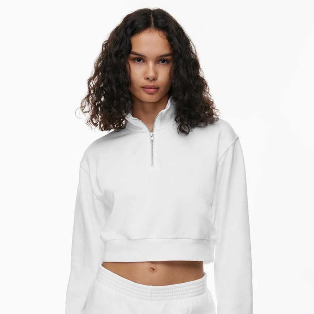 Aritzia TNA 1/4 Zip Sweatshirt and Cozy Fleece Perfect Pocket Sweatpant Set 🤍